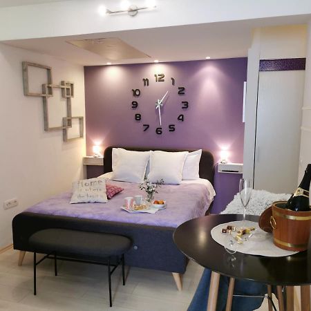 Apartments Nea โรวีน ภายนอก รูปภาพ