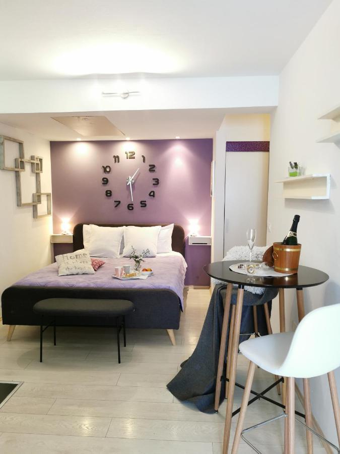 Apartments Nea โรวีน ภายนอก รูปภาพ