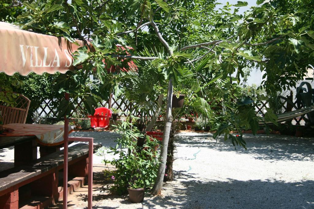 Apartments Nea โรวีน ภายนอก รูปภาพ