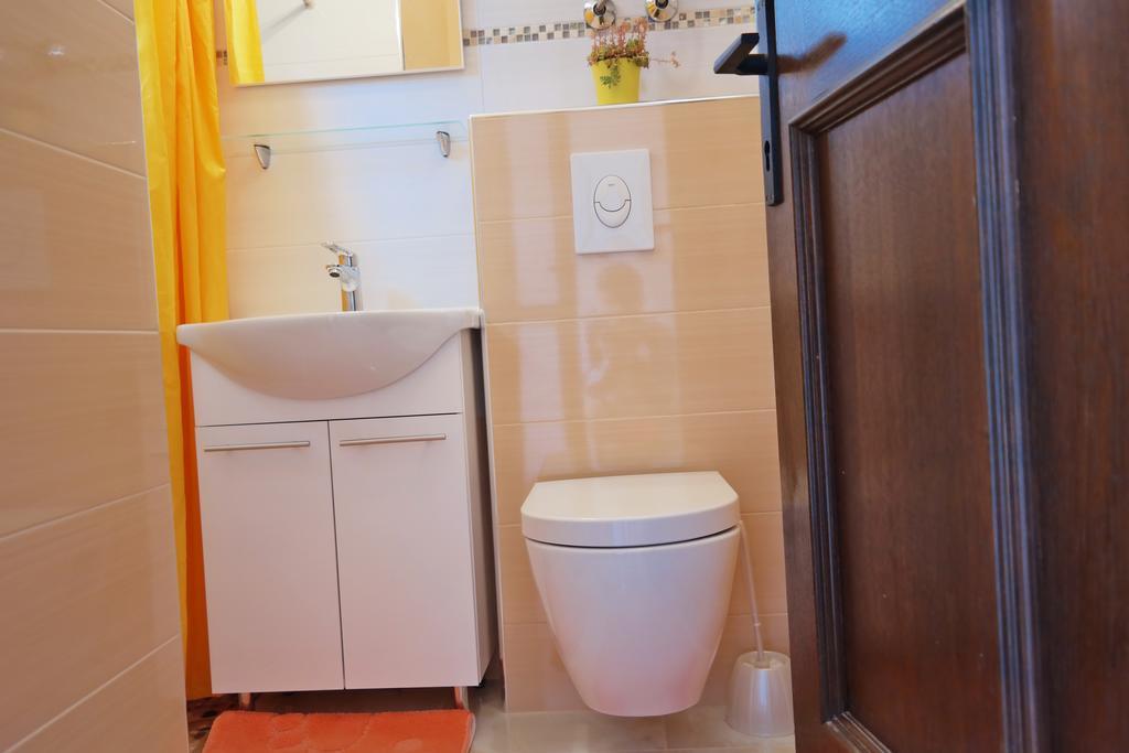 Apartments Nea โรวีน ภายนอก รูปภาพ